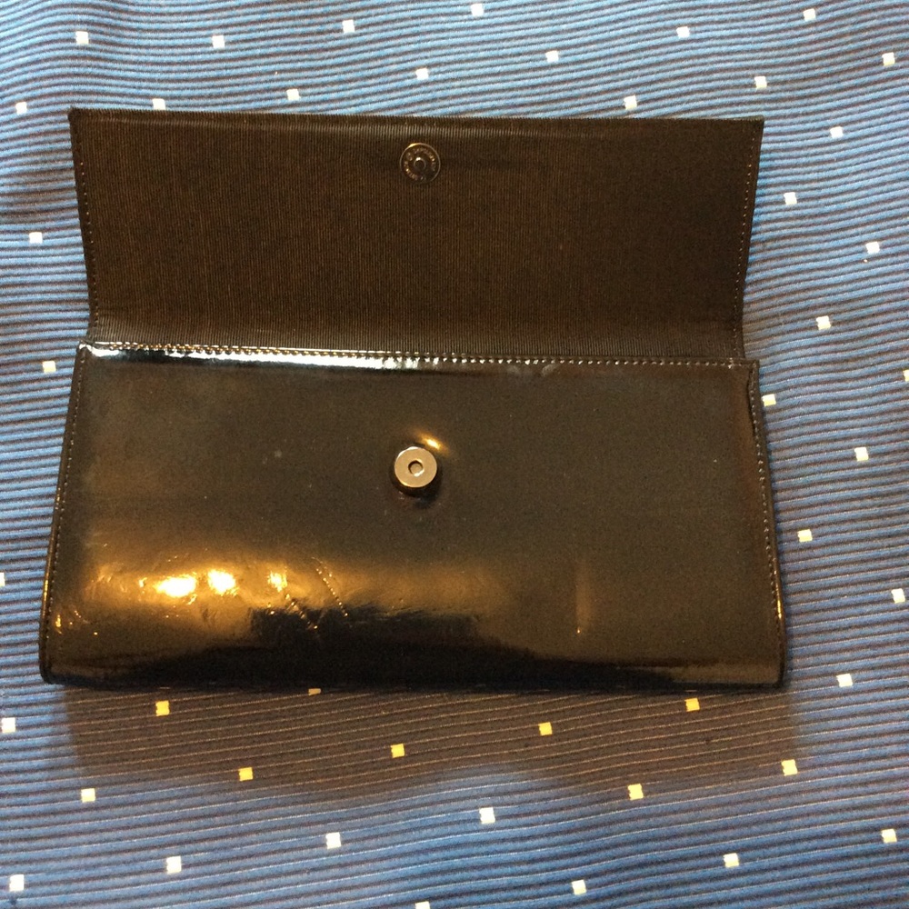 Express Clutch - Picture 2 of 6